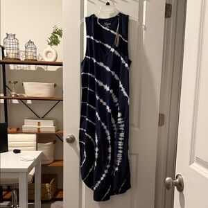 Natural Reflections Navy and White Spiral Midi Dress